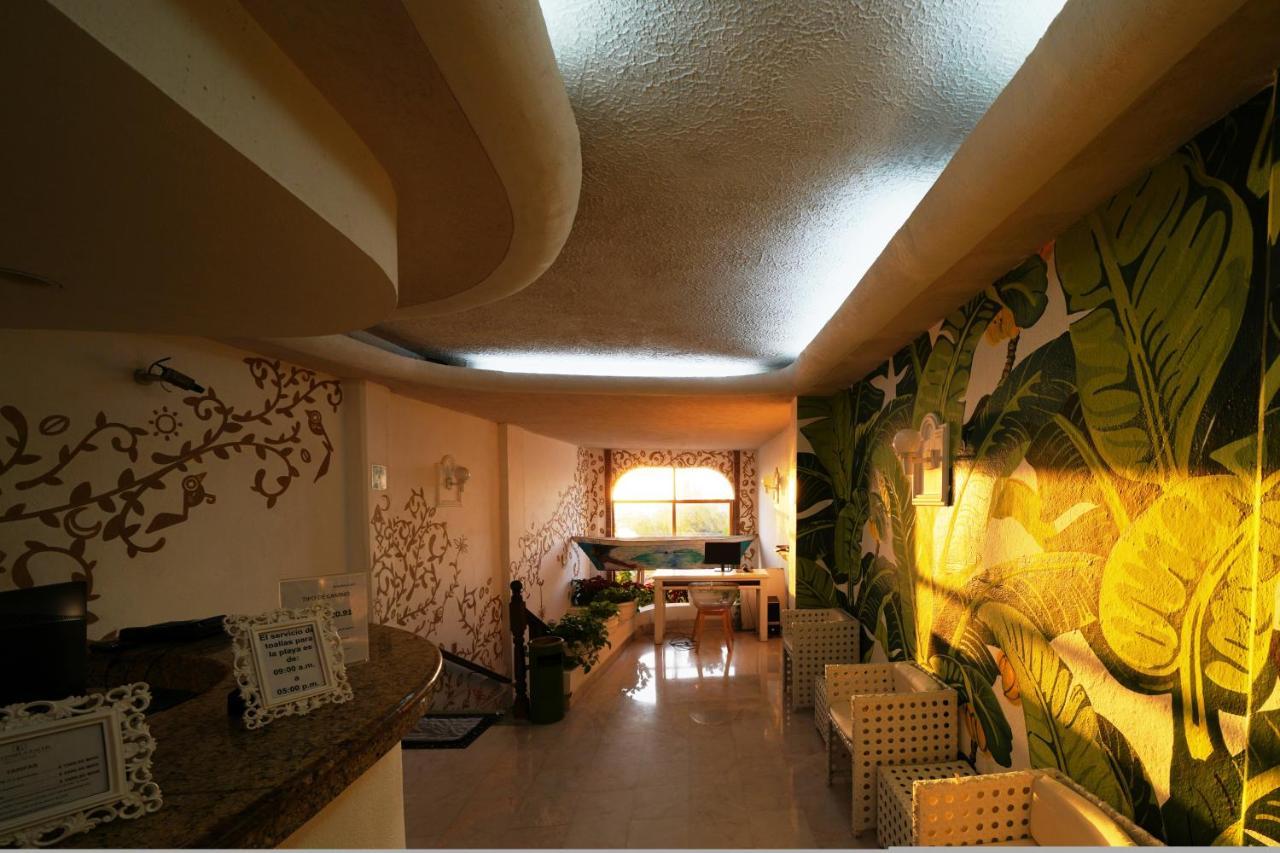 Emperador Vallarta Beachfront Hotel And Suites Puerto Vallarta Exteriér fotografie