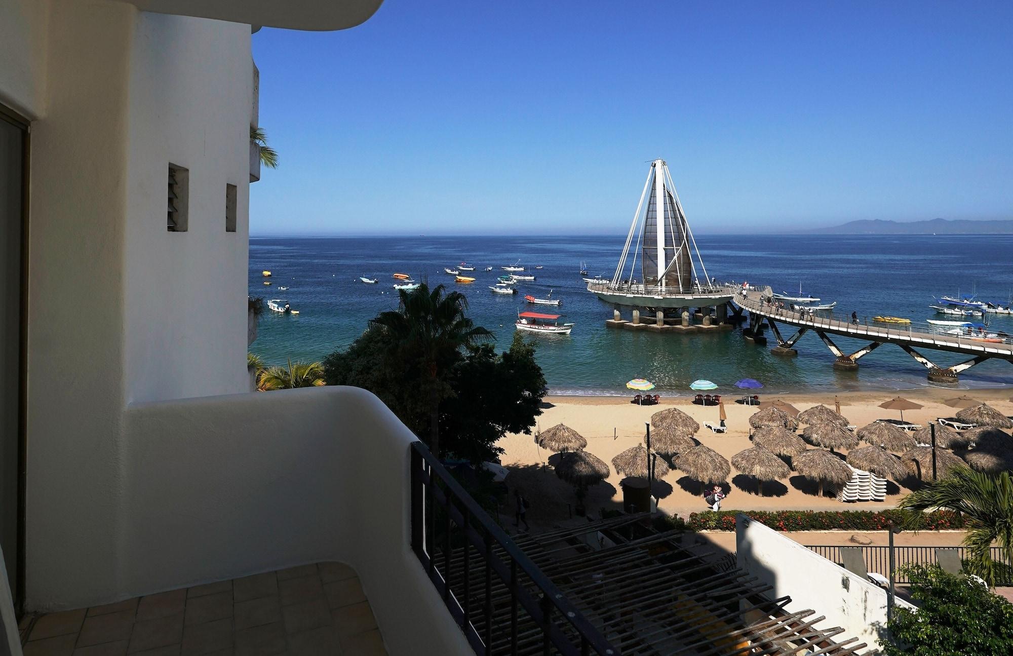 Emperador Vallarta Beachfront Hotel And Suites Puerto Vallarta Exteriér fotografie