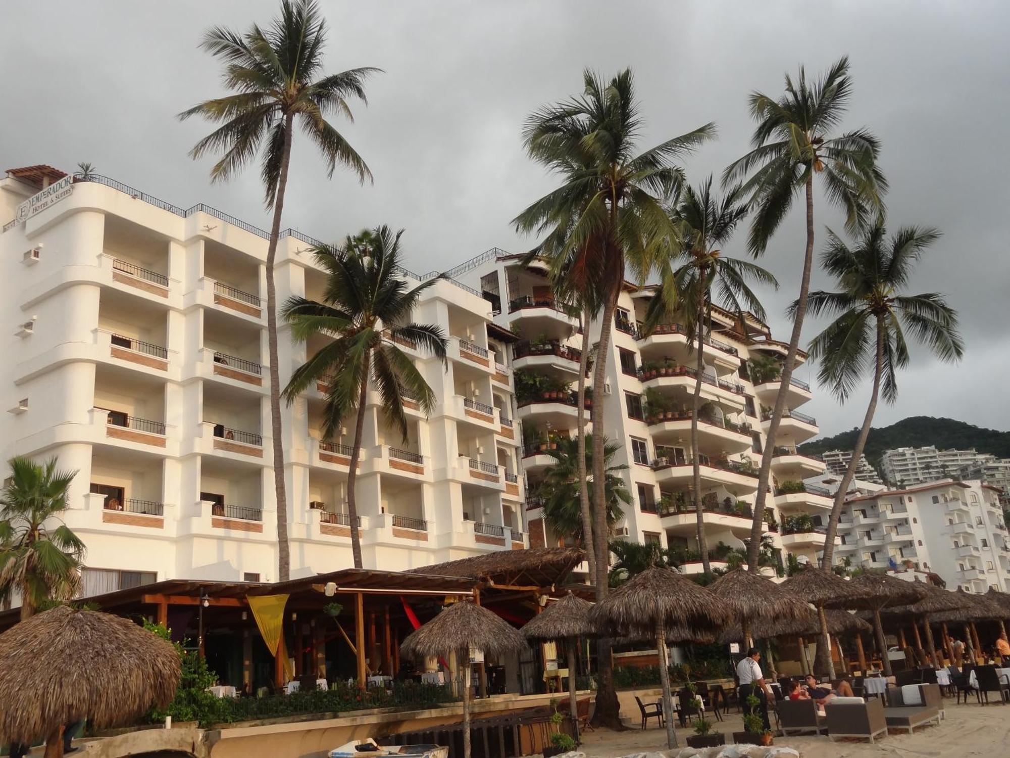 Emperador Vallarta Beachfront Hotel And Suites Puerto Vallarta Exteriér fotografie