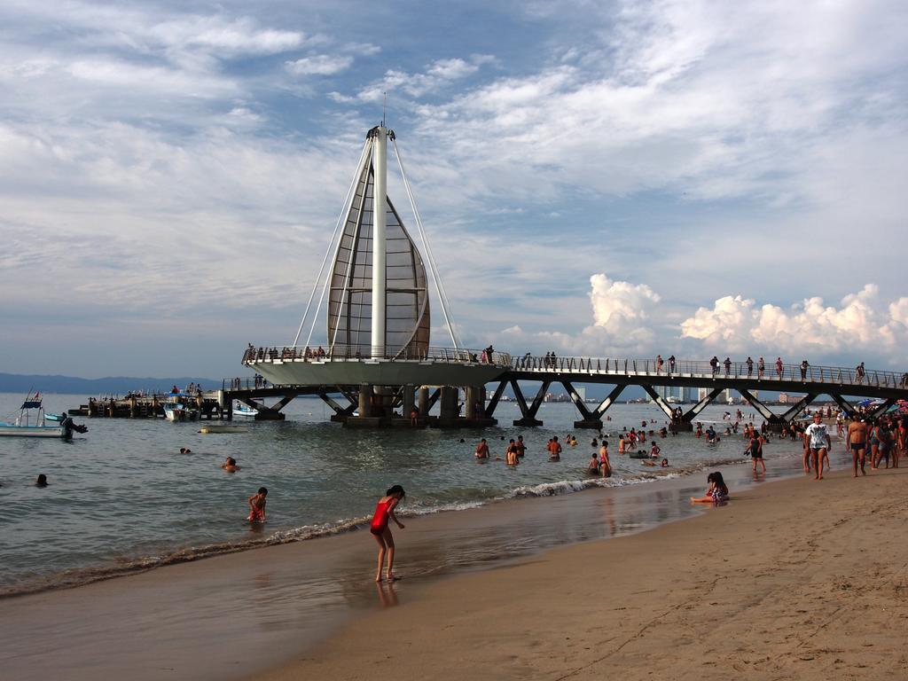 Emperador Vallarta Beachfront Hotel And Suites Puerto Vallarta Exteriér fotografie